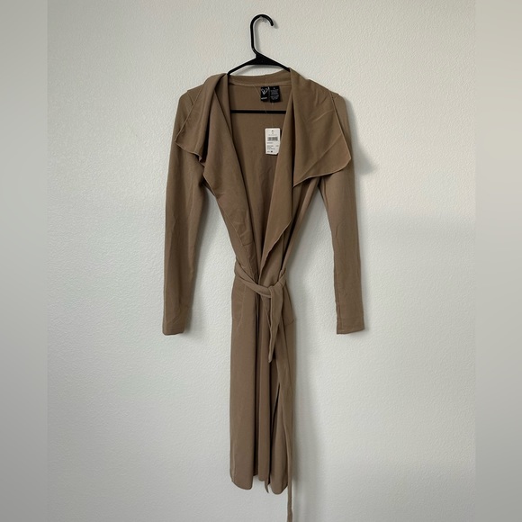 Windsor Khaki light cardigan cover - Picture 1 of 4
